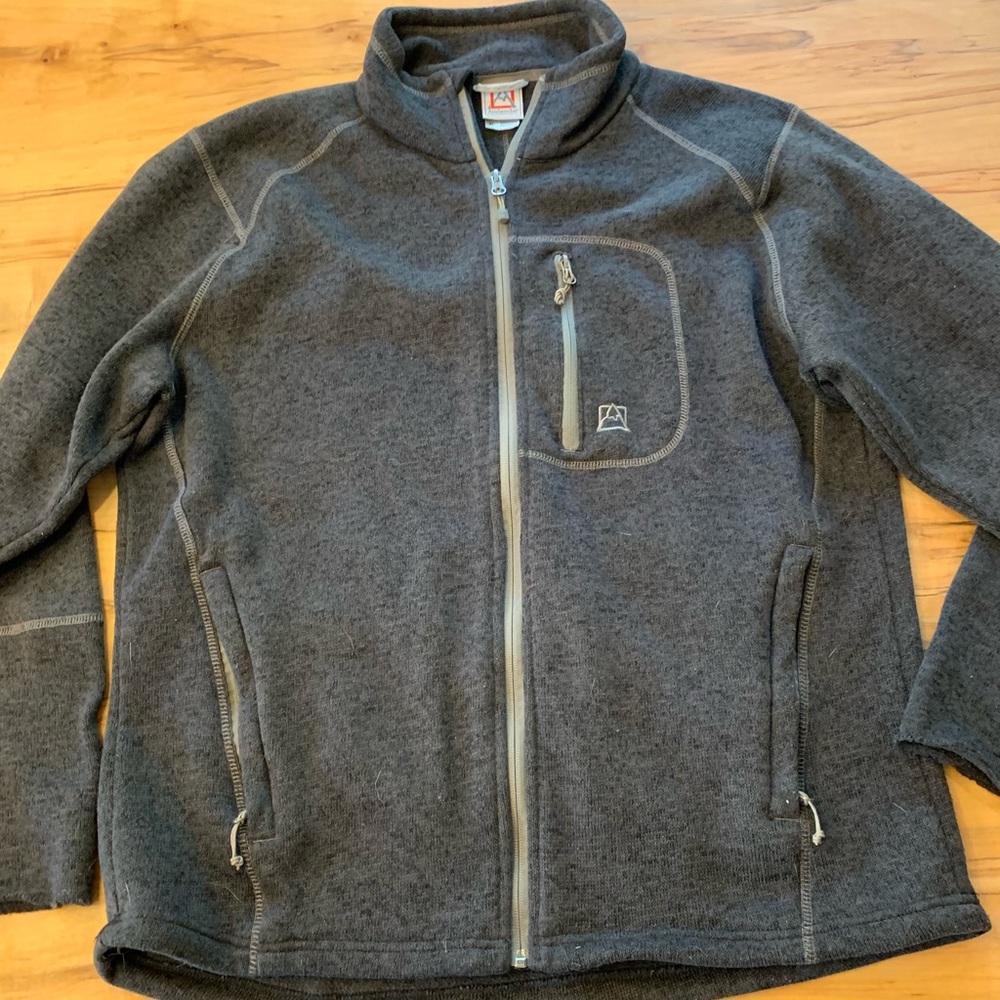 Avalanche sweater jacket MENS XL